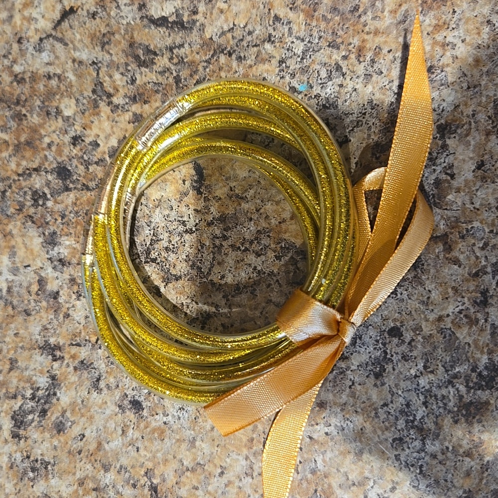 Set of 5 Budha Girl bangles